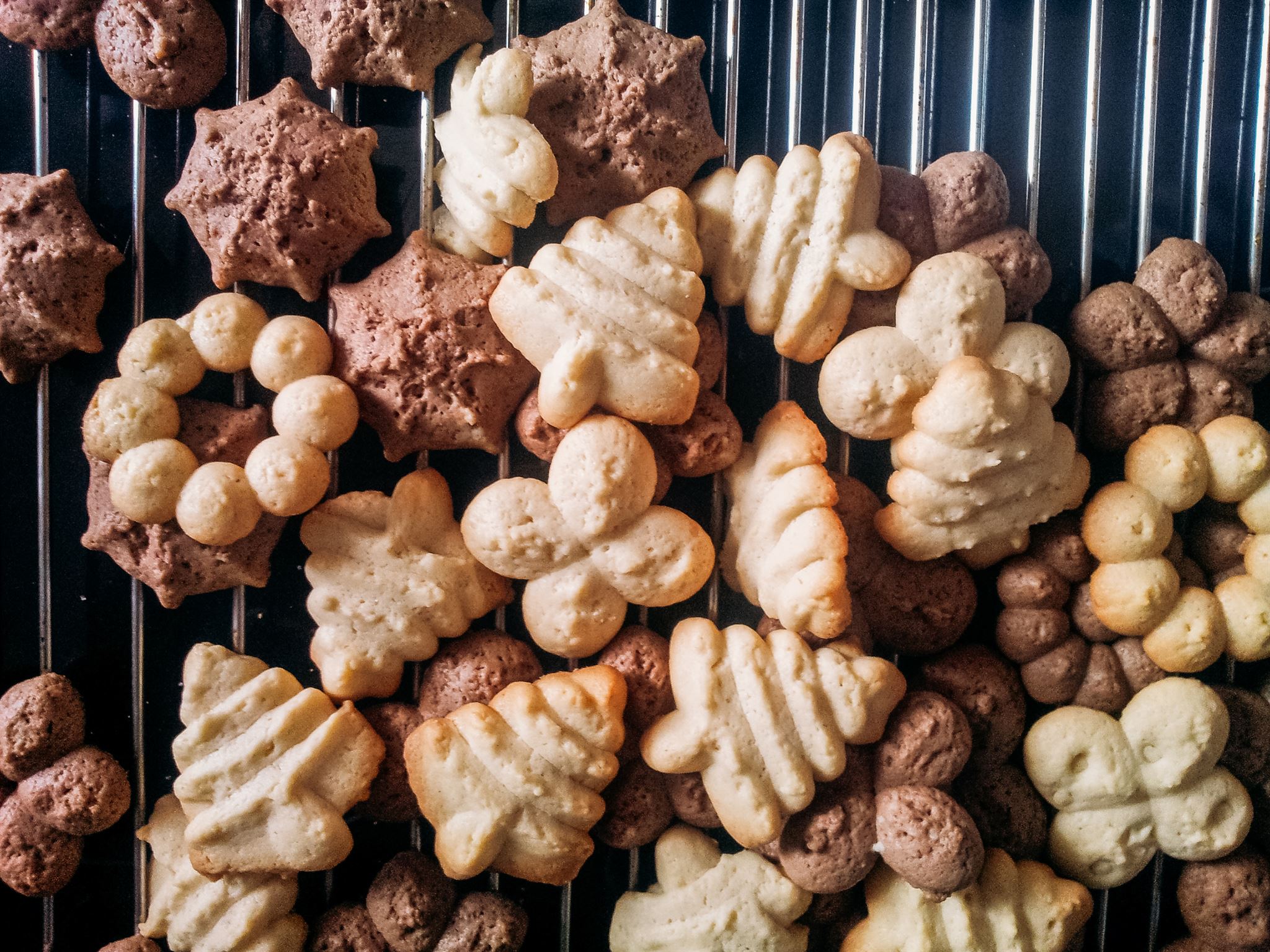 Computer screen showing cookie settings